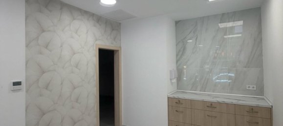 87.85 m² propiedad comercial en venta en Torrevieja, Alicante, Comunidad Valenciana, Spain № 366651 16