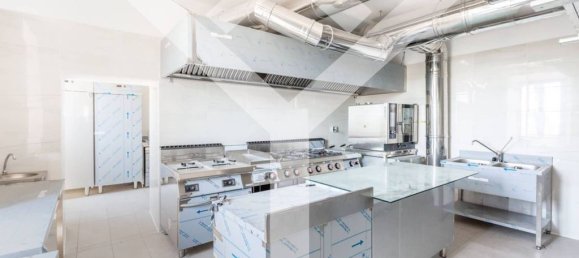 Здание с 5 комнатами в Черветери, Италия № 366069 13