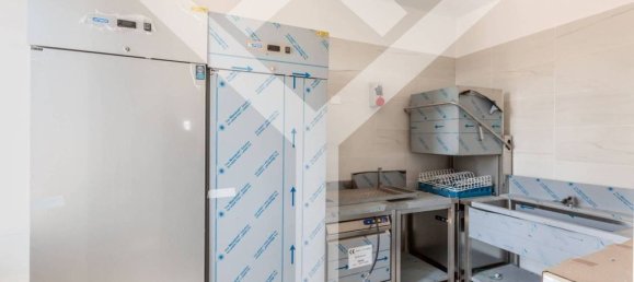 Здание с 5 комнатами в Черветери, Италия № 366069 41