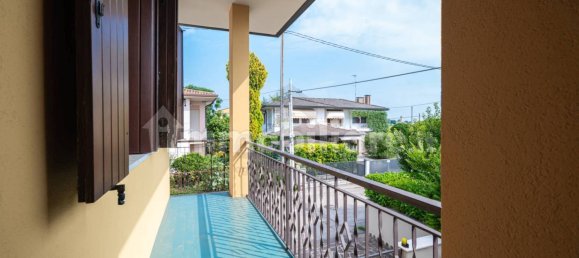 3 bedrooms Villa in Roncade, Italy No. 301615 29