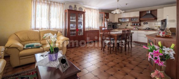 3 bedrooms Villa in Roncade, Italy No. 301615 7