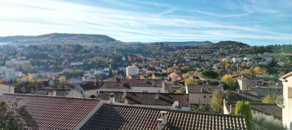 5 bedrooms House in Apt, France No. 338528 3