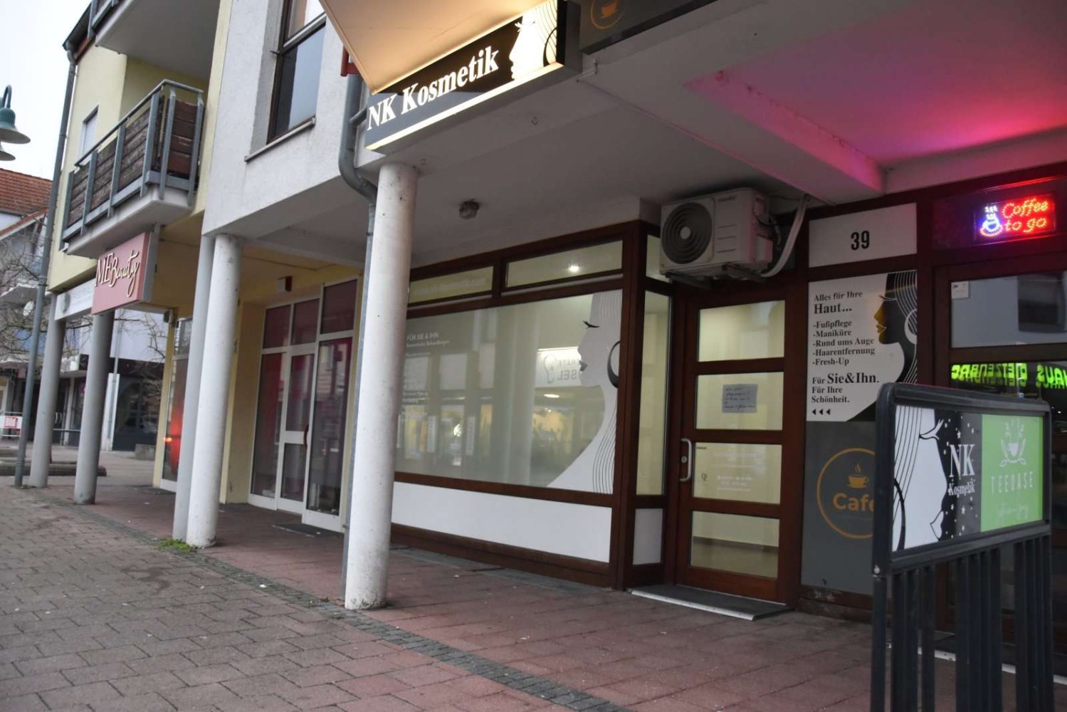 45m² Commercial property in Offenbach, Germany No. 126543