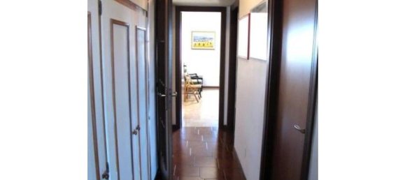 3 bedrooms Apartment in Rome, Italy No. 253662 2