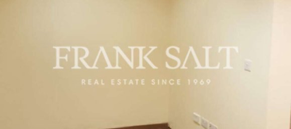 Bureau à Sliema, Malta No. 11947 3