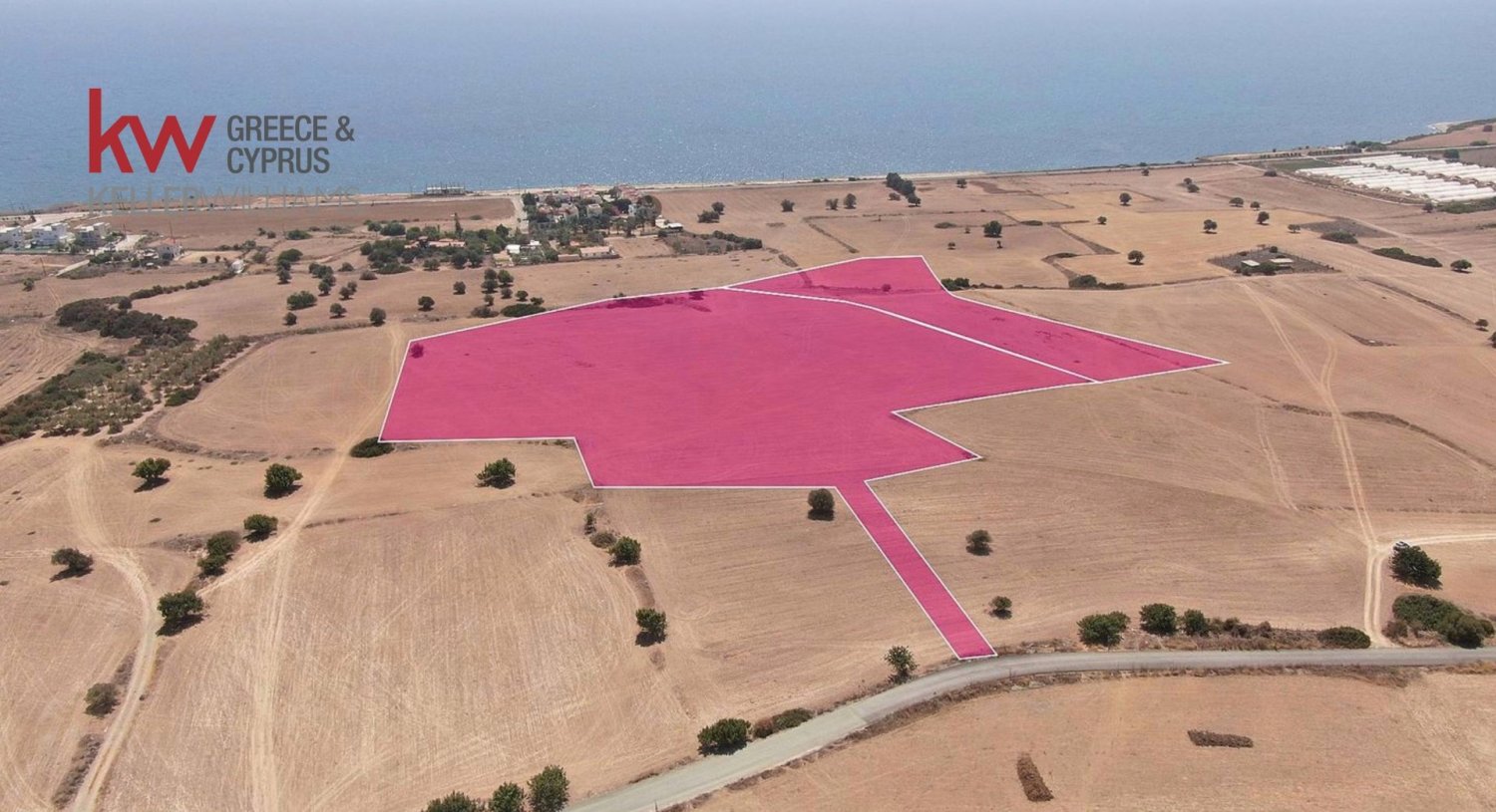 Terreno em Agios Theodoros, Cyprus 28438 m² N.º 26654