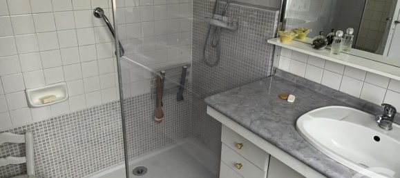 3 bedrooms House in Chalons-en-Champagne, France No. 156466 8