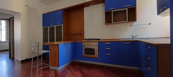 3 rooms Apartment in Milan, Italy No. 261243 4