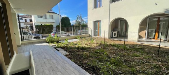 3 rooms Apartment in Pessano con Bornago, Italy No. 2108 7