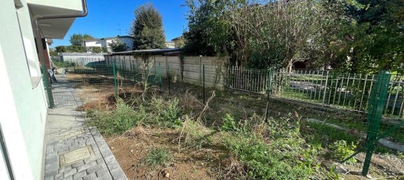 3 rooms Apartment in Pessano con Bornago, Italy No. 2108 17