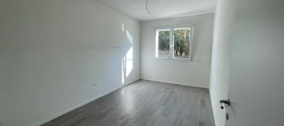 3 rooms Apartment in Pessano con Bornago, Italy No. 2108 13