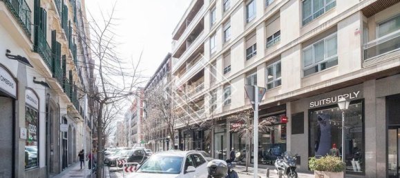 214m² Office in Madrid, Spain No. 29327 28