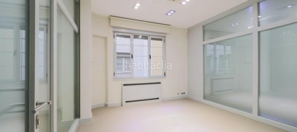 214m² Office in Madrid, Spain No. 29327 9