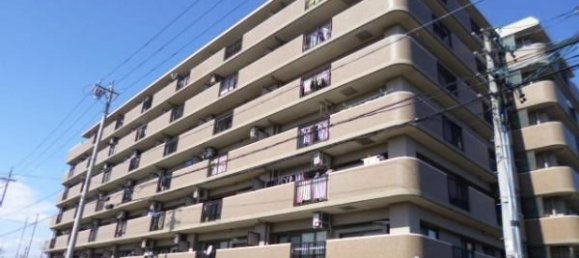 Apartamento T3 em Aichi, Japan N.º 6938 2