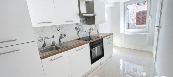 4 bedrooms House in Saint-Mihiel, France No. 249631 3