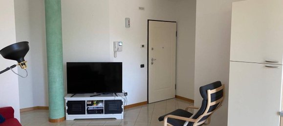 3 rooms Apartment in Montebelluna, Italy No. 108762 2