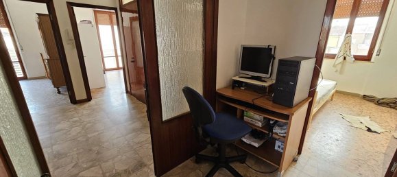 4 bedrooms Apartment in Civitanova Marche, Italy No. 312224 10