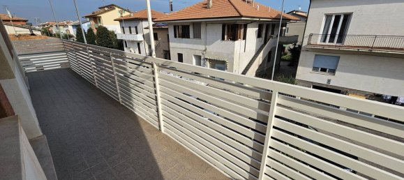 4 bedrooms Apartment in Civitanova Marche, Italy No. 312224 3