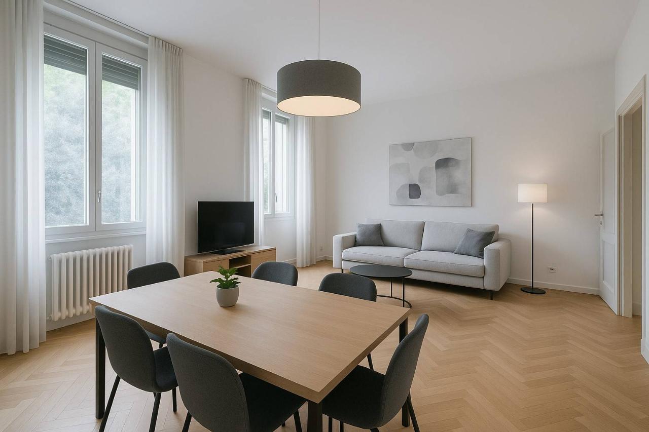 8 rooms Apartment in Bergamo, Italy No. 9420