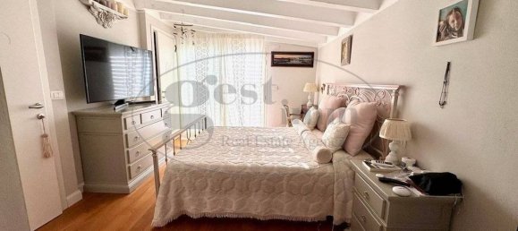 3 غرف نوم فيلا في Livorno, Italy رقم 337274 22