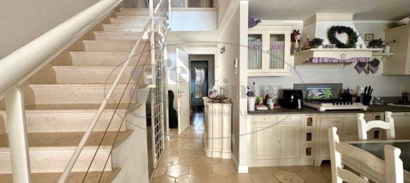 3 غرف نوم فيلا في Livorno, Italy رقم 337274 38