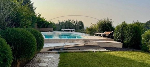 3 غرف نوم فيلا في Livorno, Italy رقم 337274 2