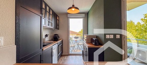 2 bedrooms Apartment in L'Isle-Jourdain, France No. 363365 11