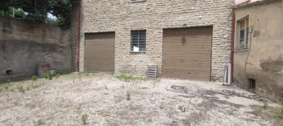 6 rooms Apartment in Valfabbrica, Italy No. 122852 27