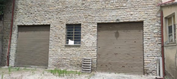 6 rooms Apartment in Valfabbrica, Italy No. 122852 23