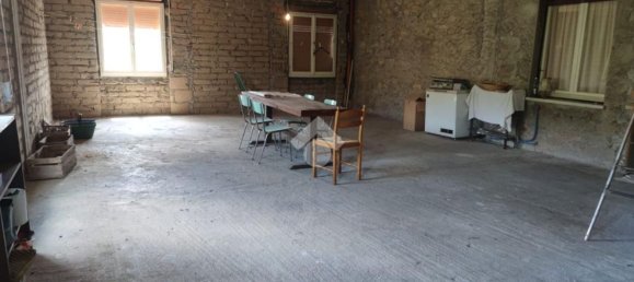 6 rooms Apartment in Valfabbrica, Italy No. 122852 19