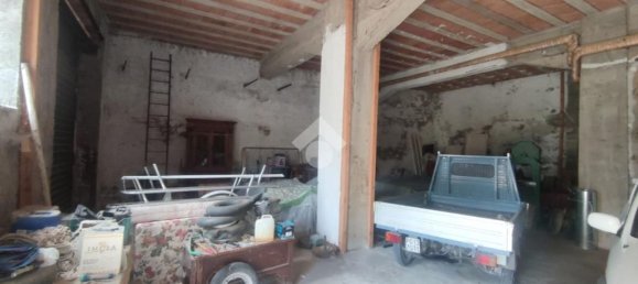 6 rooms Apartment in Valfabbrica, Italy No. 122852 25