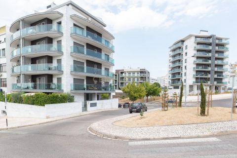 2 bedrooms Apartment in Almada, Portugal No. 326299