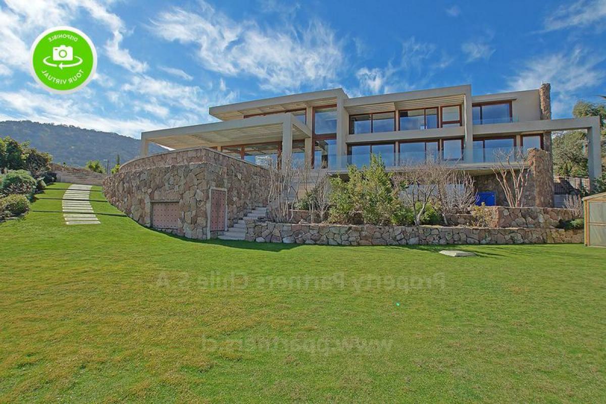 5 bedrooms House in Santiago, Chile No. 3412