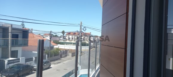 4 bedrooms House in Seixal, Portugal No. 158713 12