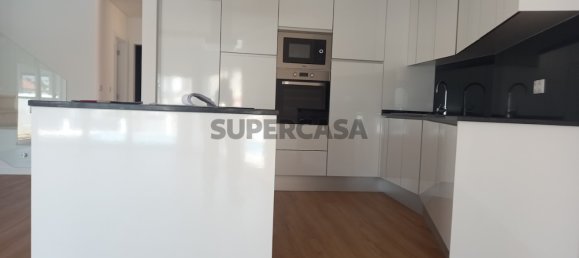 4 bedrooms House in Seixal, Portugal No. 158713 7