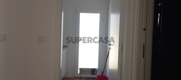 4 bedrooms House in Seixal, Portugal No. 158713 17