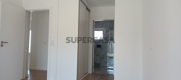 4 bedrooms House in Seixal, Portugal No. 158713 3