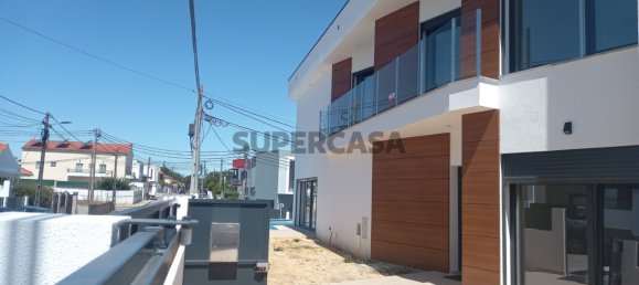 4 bedrooms House in Seixal, Portugal No. 158713 28