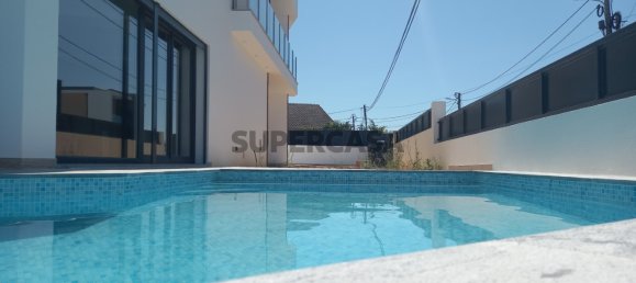 4 bedrooms House in Seixal, Portugal No. 158713 23