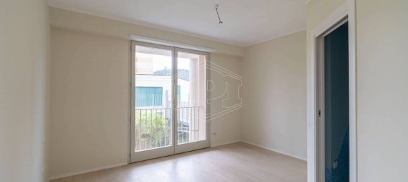 3 rooms Apartment in Turin, Italy No. 305501 21