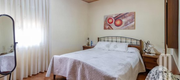 Casa de 3 dormitorios en Barcelona, Spain No. 69787 18