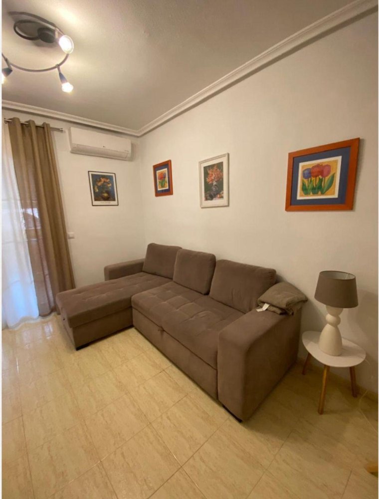 Apartamento T1 em Torrevieja, Spain N.º 370114