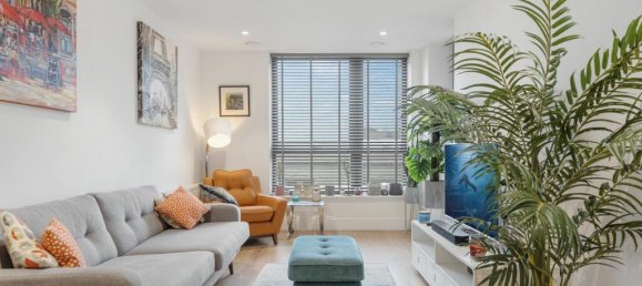 1 bedroom Apartment in London, United Kingdom No. 4599 5