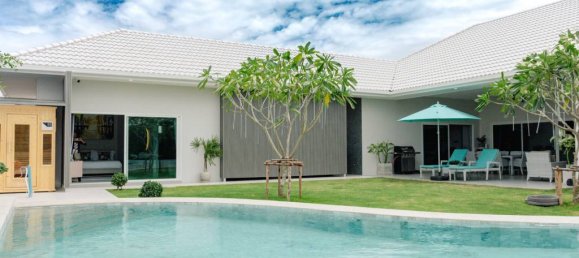Villa de 5 dormitorios en Hua Hin, Thailand No. 23685 10