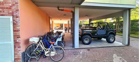 5 rooms Apartment in Forte dei Marmi, Italy No. 205555 12