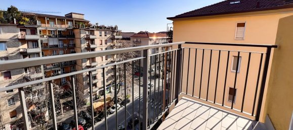 3 rooms Apartment in Milan, Italy No. 239886 18