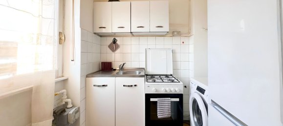 3 rooms Apartment in Milan, Italy No. 239886 8