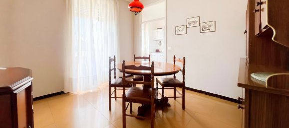 3 rooms Apartment in Milan, Italy No. 239886 4