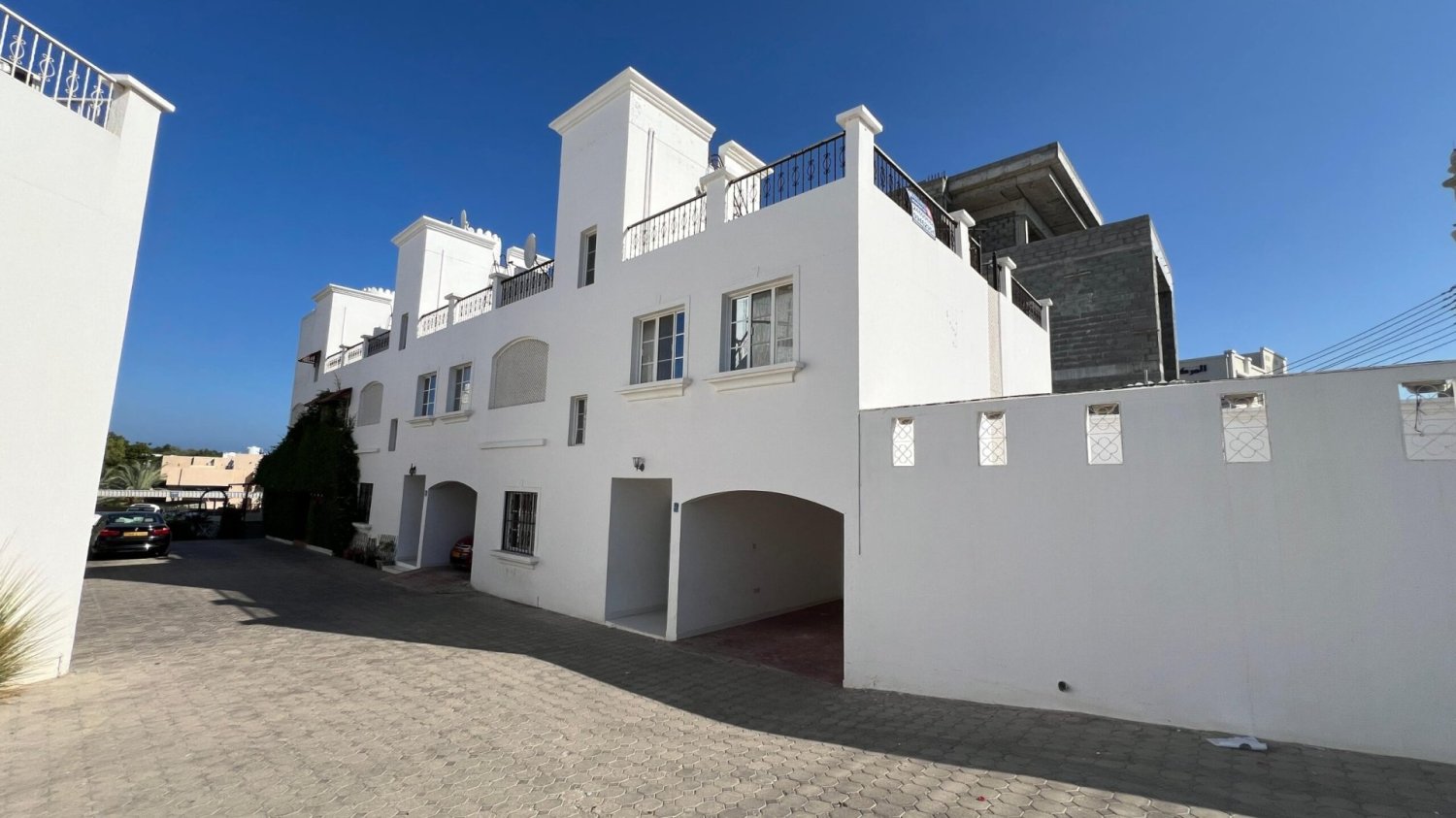 3 Schlafzimmer Doppelhaus in Muscat, Oman, Nr. 1680