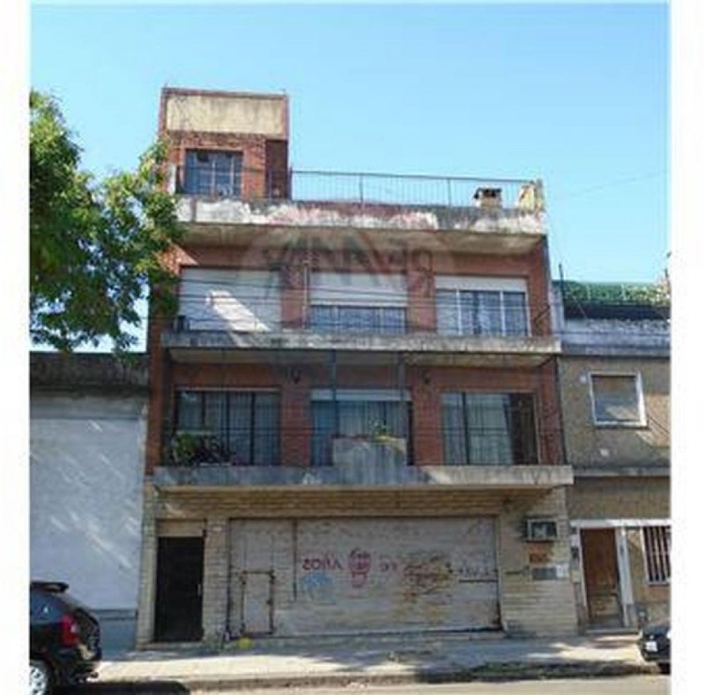 Коммерческая недвижимость 477м² в Буэнос-Айрес, Аргентина № 106590